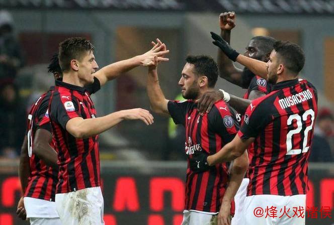 意甲-莱奥进球特奥助攻 AC米兰客场2-1击败科莫 意甲-莱奥进球特奥助攻 AC米兰客场2-1击败科莫