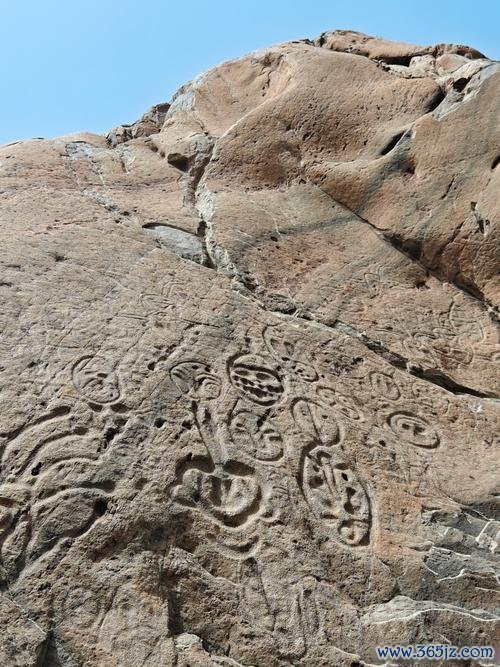 青海玉树石刻拓片展：“远古史画”中的文明痕迹